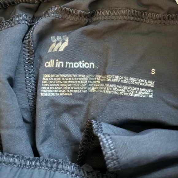 All in Motion black lightweight shorts - Picture 2 of 2